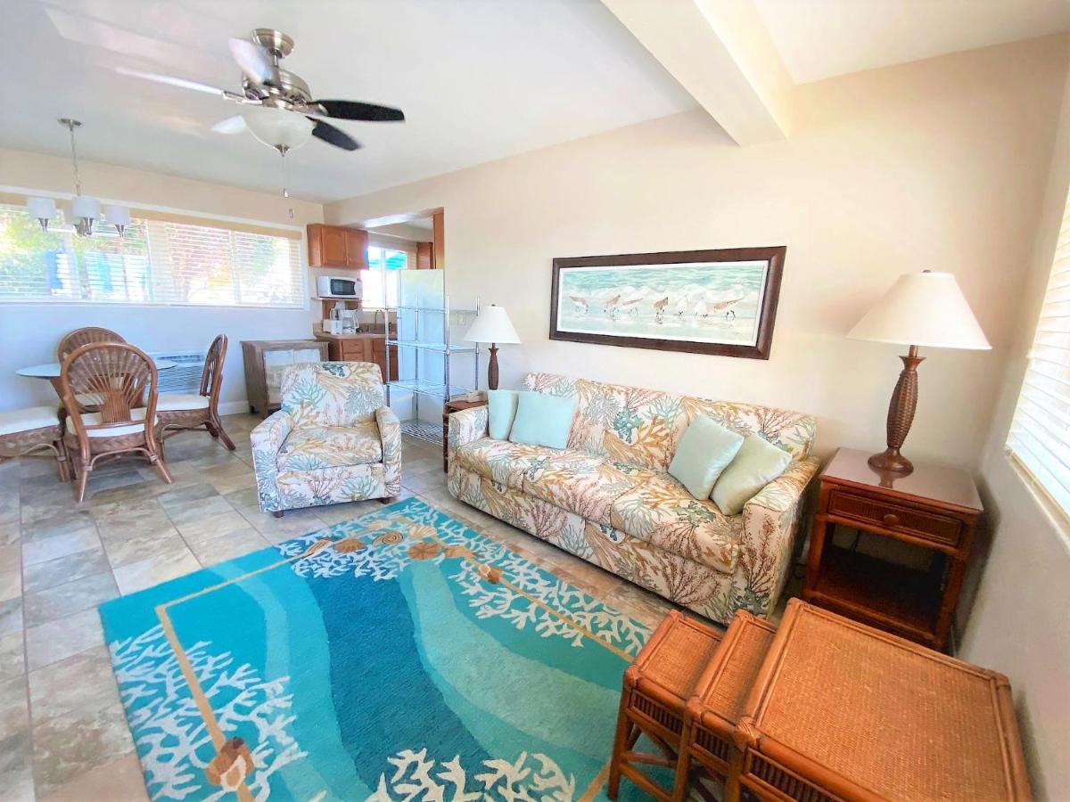 Belleair Beach Nautical Watchアパートホテル エクステリア 写真