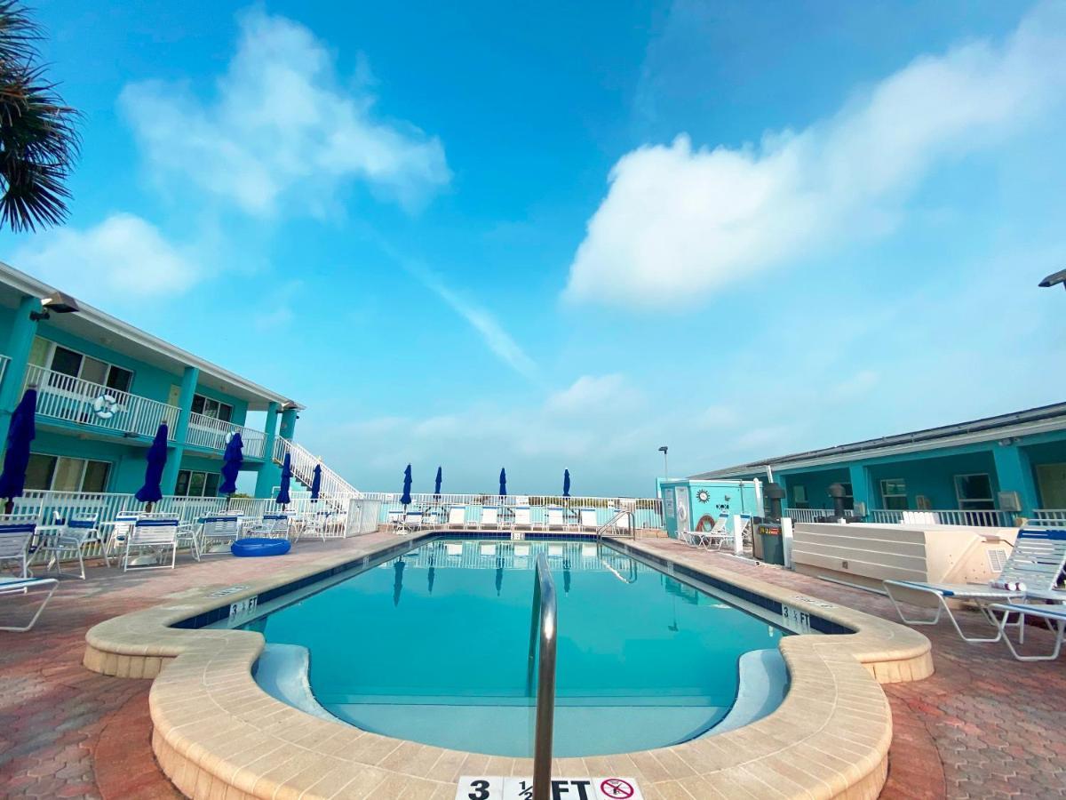 Belleair Beach Nautical Watchアパートホテル エクステリア 写真