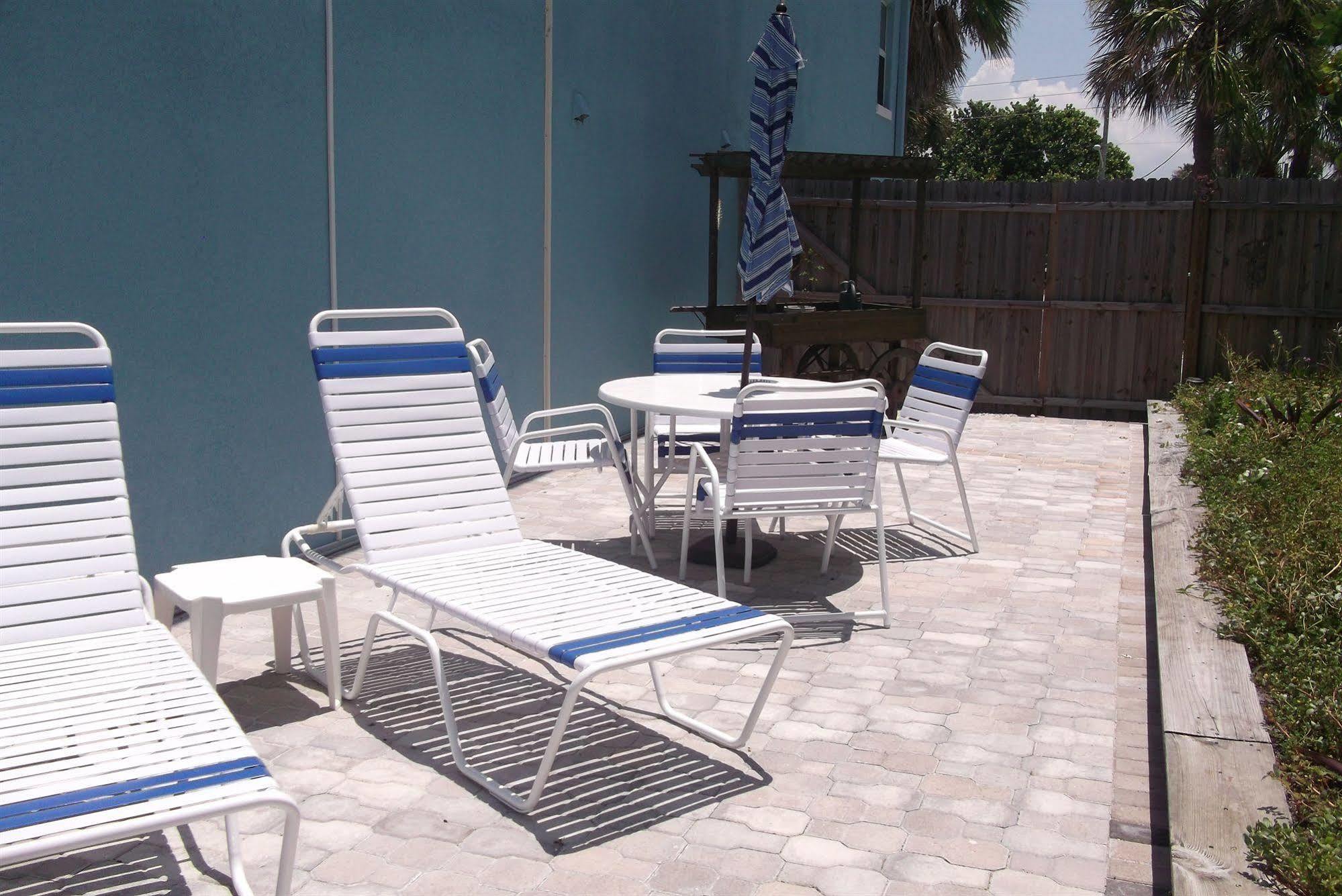 Belleair Beach Nautical Watchアパートホテル エクステリア 写真
